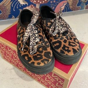 Vans authentic leopard fur sneaker size 11 toddler